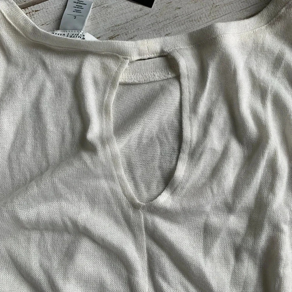 WHBM | open shoulder | ruffle | keyhole back | NWT | long sleeve | L - Picture 7 of 8